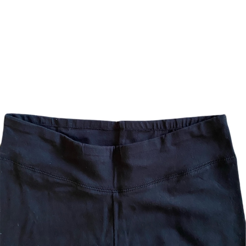 Like new black mid rise Capri athletic leggings S - Picture 2 of 2